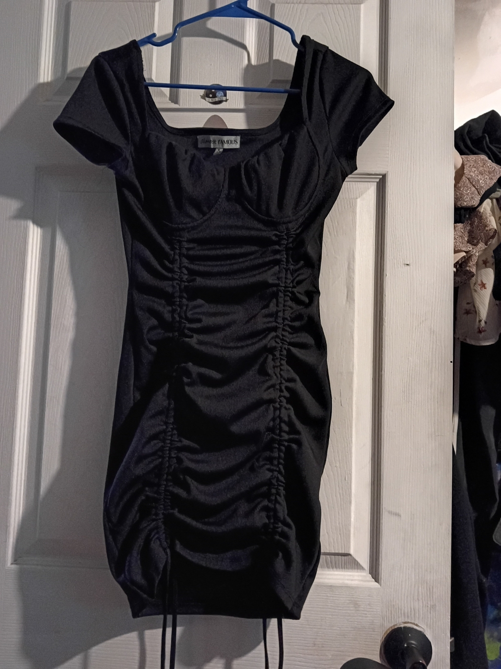 Women's Almost Famous Black Ruched Cap-Sleeve Mini Dress Medium